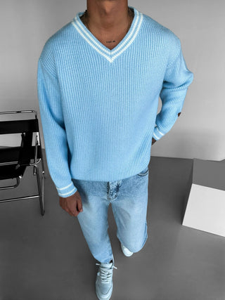 CRICKET OVERSIZE KNITTED V-NECK SWEATER BLUE