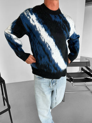 EXCLUSIVE FADED FURRY KNIT SWEATER NAVY