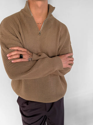 KNITTED RELAXED HALF ZIPPER SWEATER BROWN