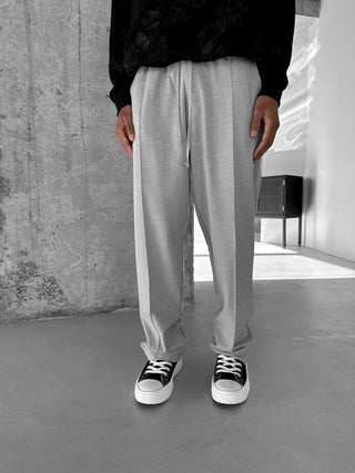 LOOSE FIT PINTUCK TROUSERS GRAY