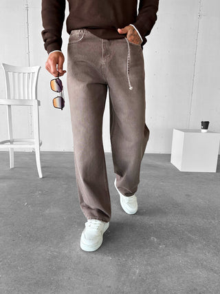 RELAXED FIT FADED JEANS BROWN